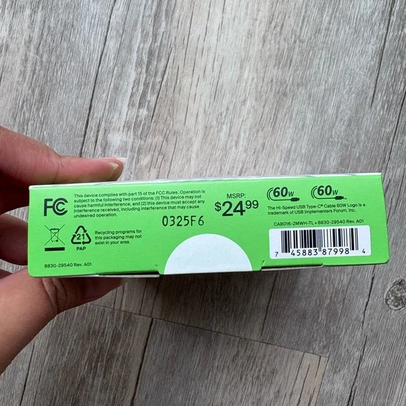 Belkin BoostCharge USB-C Braided Cable, 2M Length, White Cable - Picture 4 of 5